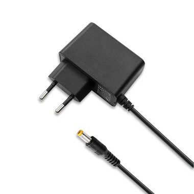 Qoltec 51021 Napájací zdroj + sieťový kábel 5W 1.4m čierna / 5V / 1A / 5.5x2.5