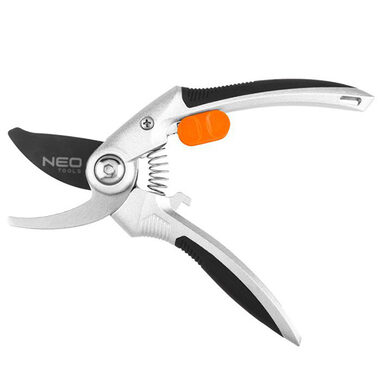 Neo Tools 15-212 / Záhradné nožnice / priemer rezu 20mm / 210mm / dĺžka čepele 46mm / oceľová čepeľ / hliníková rukoväť