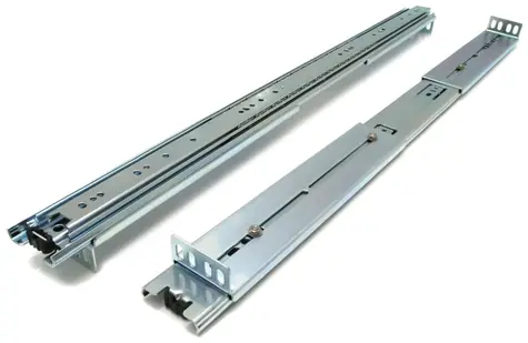 CHIEFTEC RSR-260 lyžiny pre 19" rozvádzač / 66cm