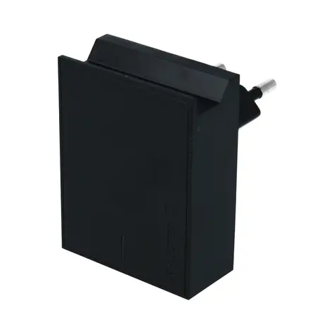 SWISSTEN Sieťový adaptér USB-C POWER DELIVERY 3.0 18W čierna