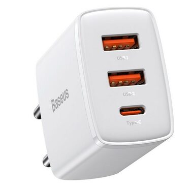 Baseus CCXJ-E02 Rýchlonabíjací adaptér biela / 2x USB-A / 1x USB-C / 30W