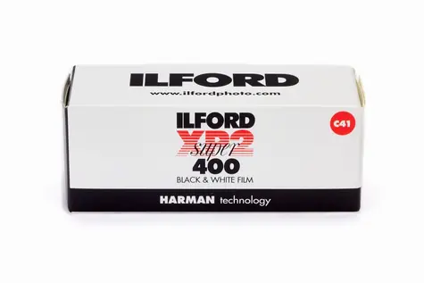 Ilford XP-2 Super 120 / čiernobiely film / ISO 400/27°
