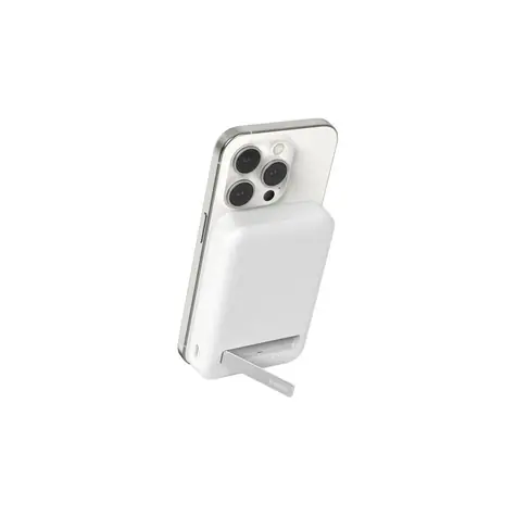 Belkin BOOST CHARGE Qi2 Magnetická Bezdrôtová PowerBanka so stojanom 8000mAh biela / 15W