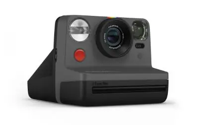 Polaroid NOW čierna / fotoaparát / pre okamžitú fotografiu