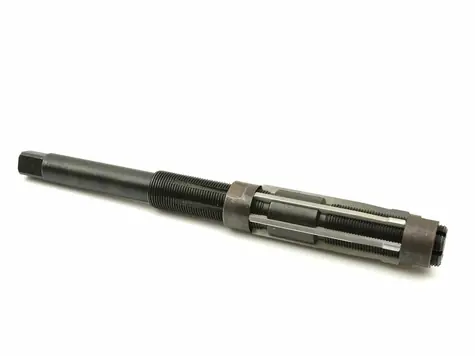 GEKO Nastaviteľný výstružník HSS 38-44mm 