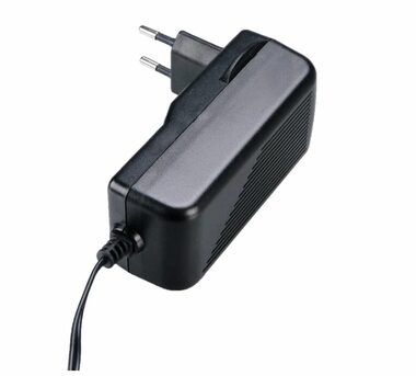 AKASA zdroj 36W pre NUC NEWTON T a TESLA T