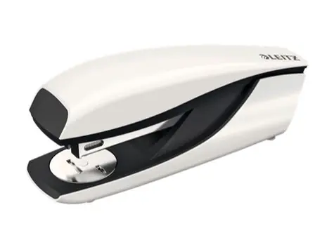 Leitz NeXXt Wow 5502 Stolová zošívačka perleťová biela / 3 mm / až 30 listov / P3 24|6 & P3 26|6 