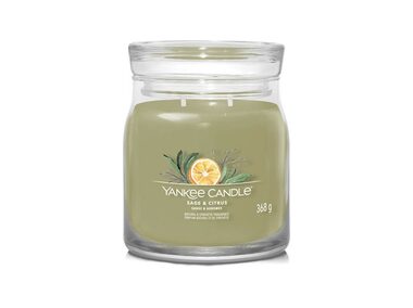 Yankee Candle Signature Sage &amp; Citrus stredný pohár 368g / doba horenia až: 50 h