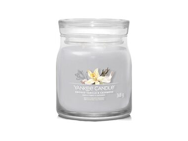 Yankee Candle Signature Smoked Vanilla &amp; Cashmere stredný pohár 368g / doba horenia až: 50 h