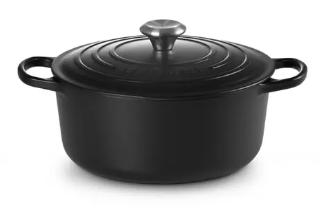 Le Creuset Signature Hrniec s pokrievkou 26 cm čierna