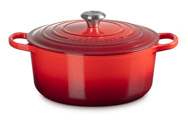 Le Creuset Signature Hrniec s pokrievkou 28 cm červená