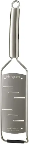 Microplane Professional plátkovacie strúhadlo strieborná / 31.2 x 7.5 x 3 cm / nerez oceľ